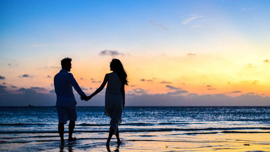 Sex Toys for Couples: How to Choose, Share & Enjoy